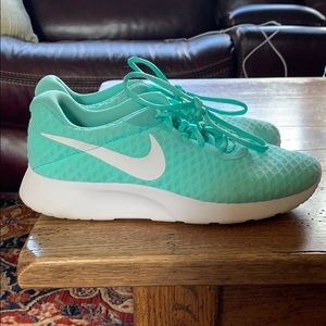 NIKE Women’s Running Sneakers